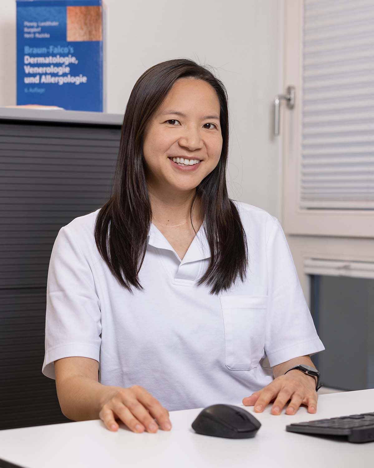 Dr. med. Ngoc Nhi Luu dermazofingen AG Dr. med. Ngoc Nhi Luu dermazofingen AG