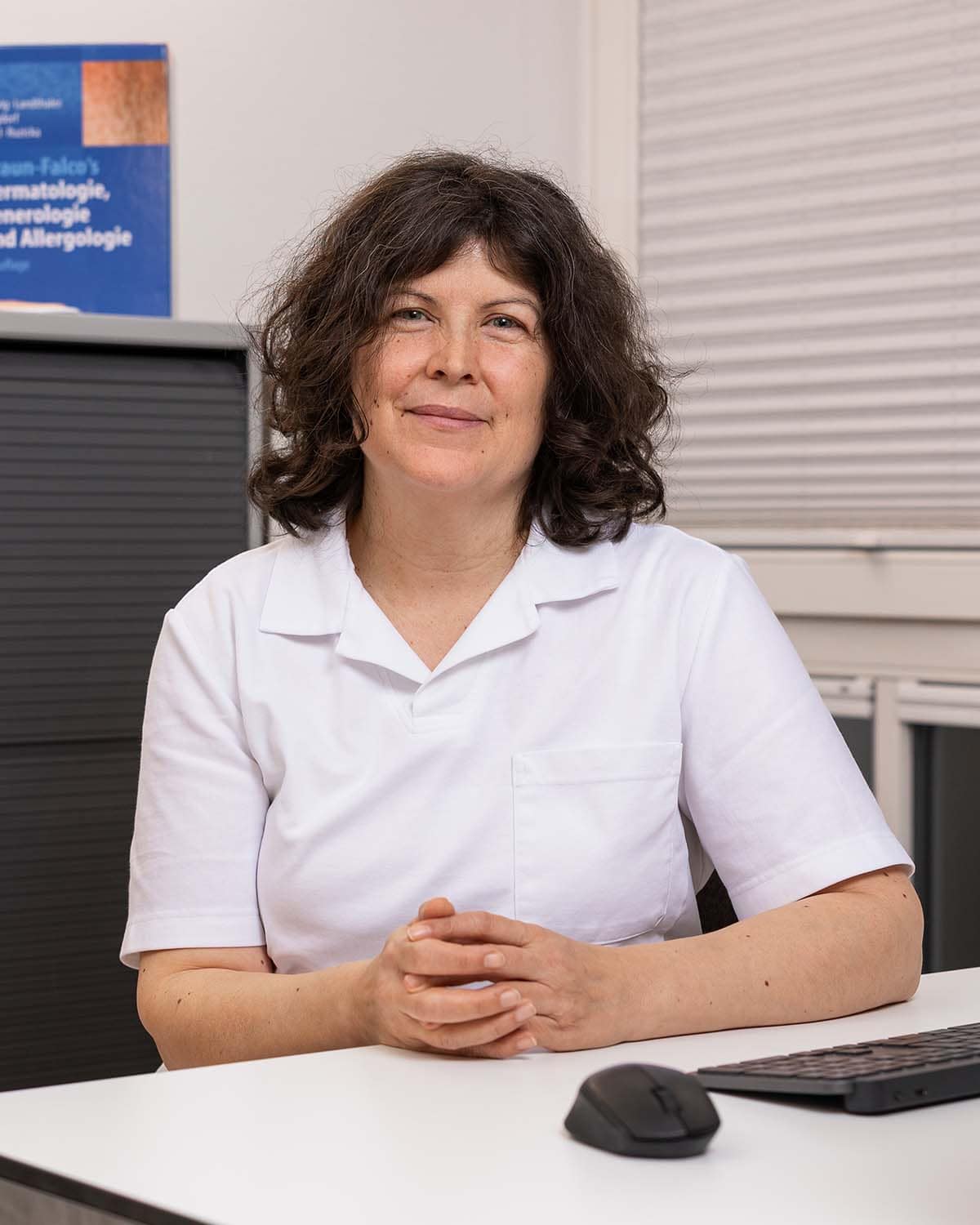 Dr. med. Simone Huber dermazofingen AG Dr. med. Simone Huber dermazofingen AG