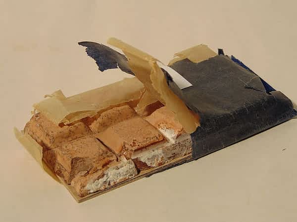 Chocolate_British_rations_World_War_II – Copy Chocolate rationed to soldiers during both world wars.