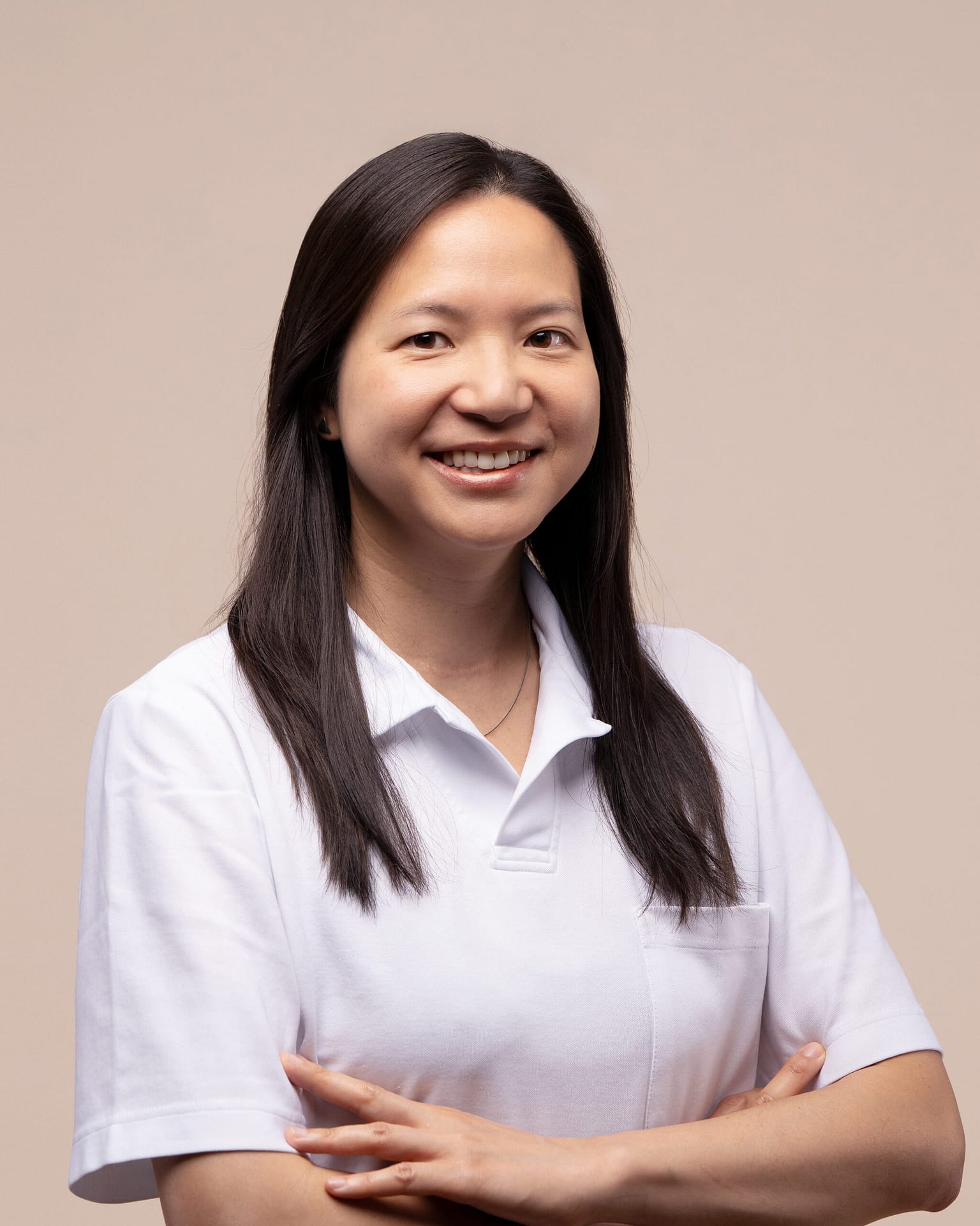 Dr. med. Ngoc-Nhi Luu Dr. med. Ngoc-Nhi Luu